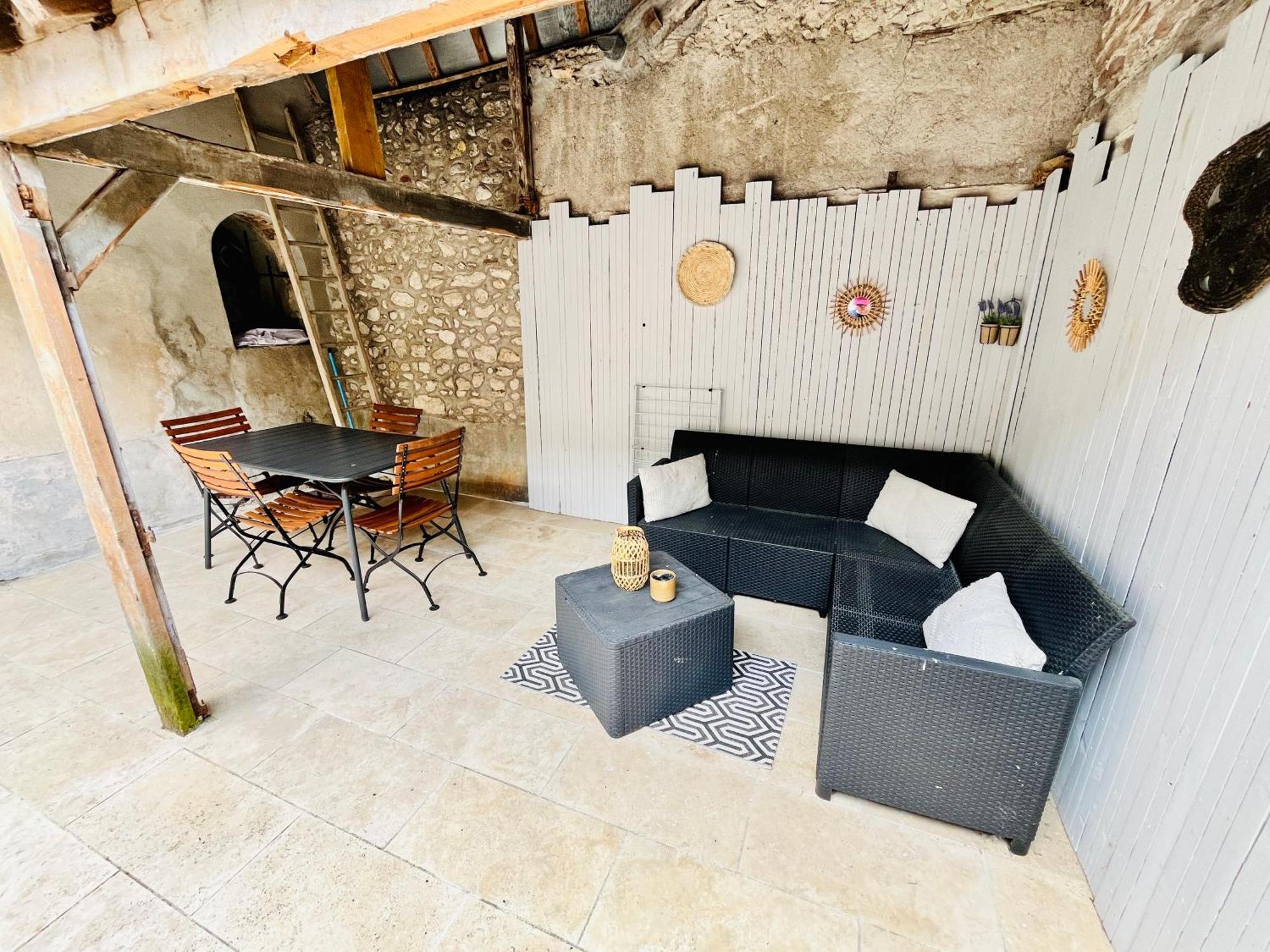 2 Suites, Cour Privee, Climatisation, Le Nid De Blois Vienne Exterior foto